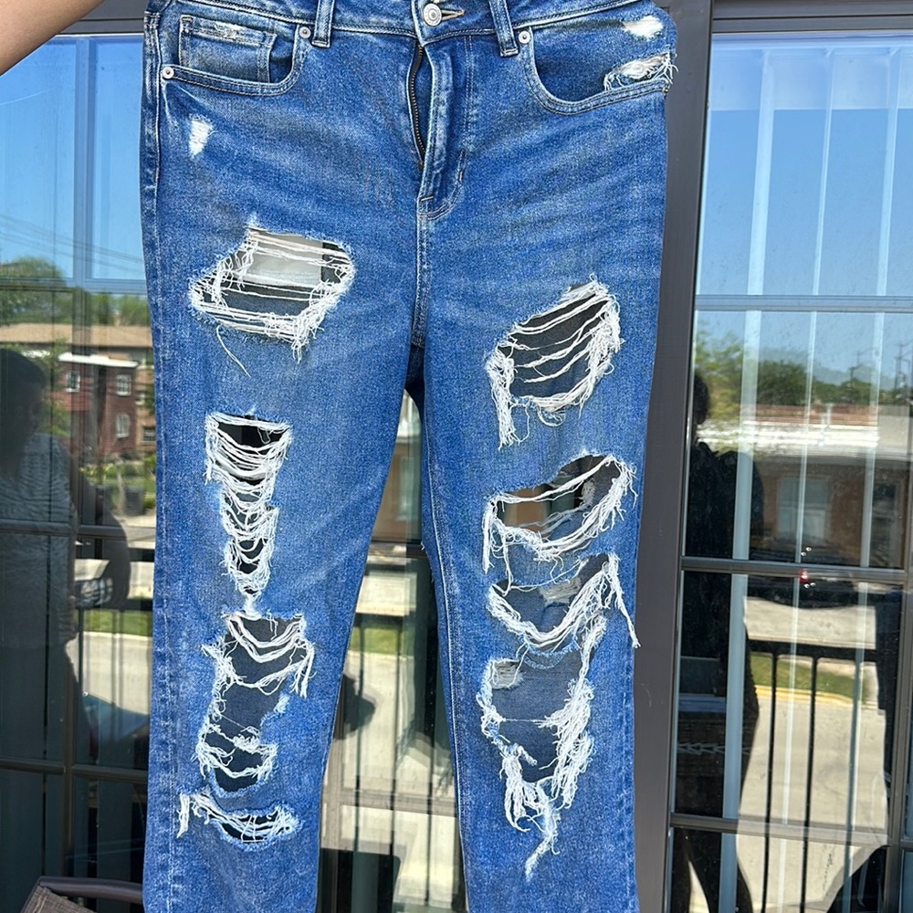 Ripped American eagle jeans
